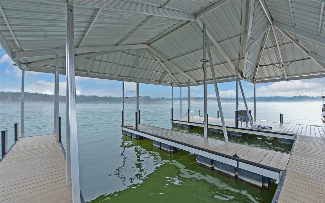 177 Breezy Point Hartwell, GA 30643 - Photo 38 of 40