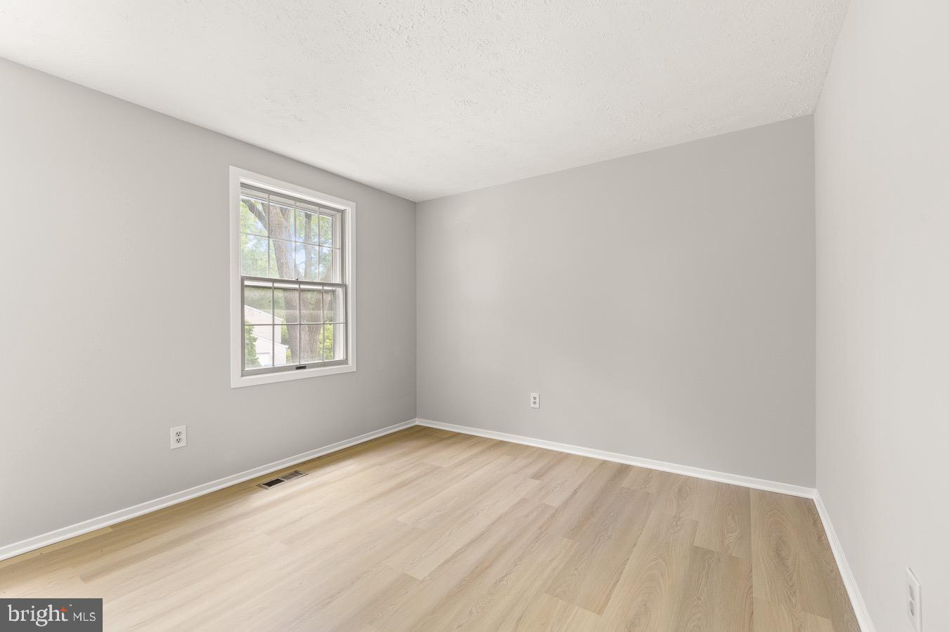 5918 Oak Ridge Court Burke, VA 22015 - Photo 31 of 37