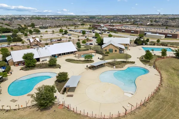 $550,000 | 4424 Hazeltine Hills Drive, Celina, TX 75009