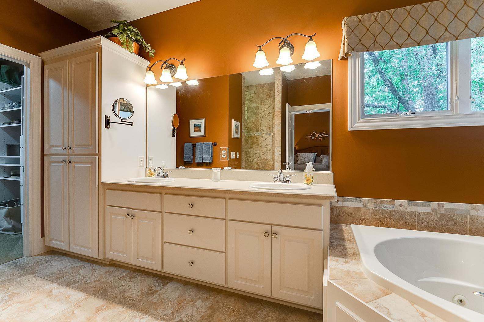 491 Meadow Ridge Lane Hudson, WI 54016 - Photo 32 of 70