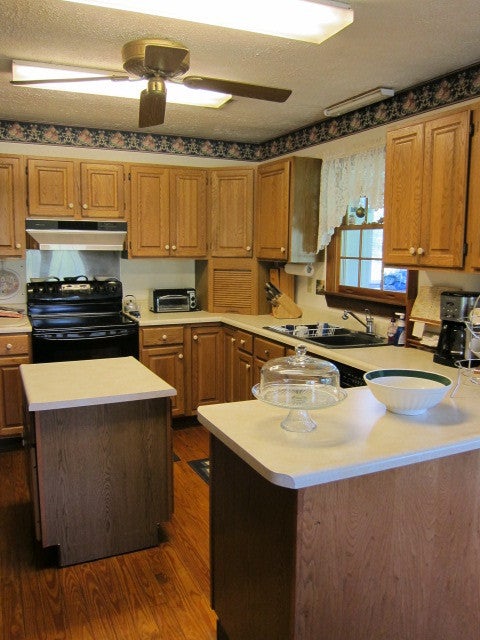 2025 Pete Lynch Road Secondcreek, WV 24974 - Photo 70 of 94 Kitchen area has hardwood floors.
