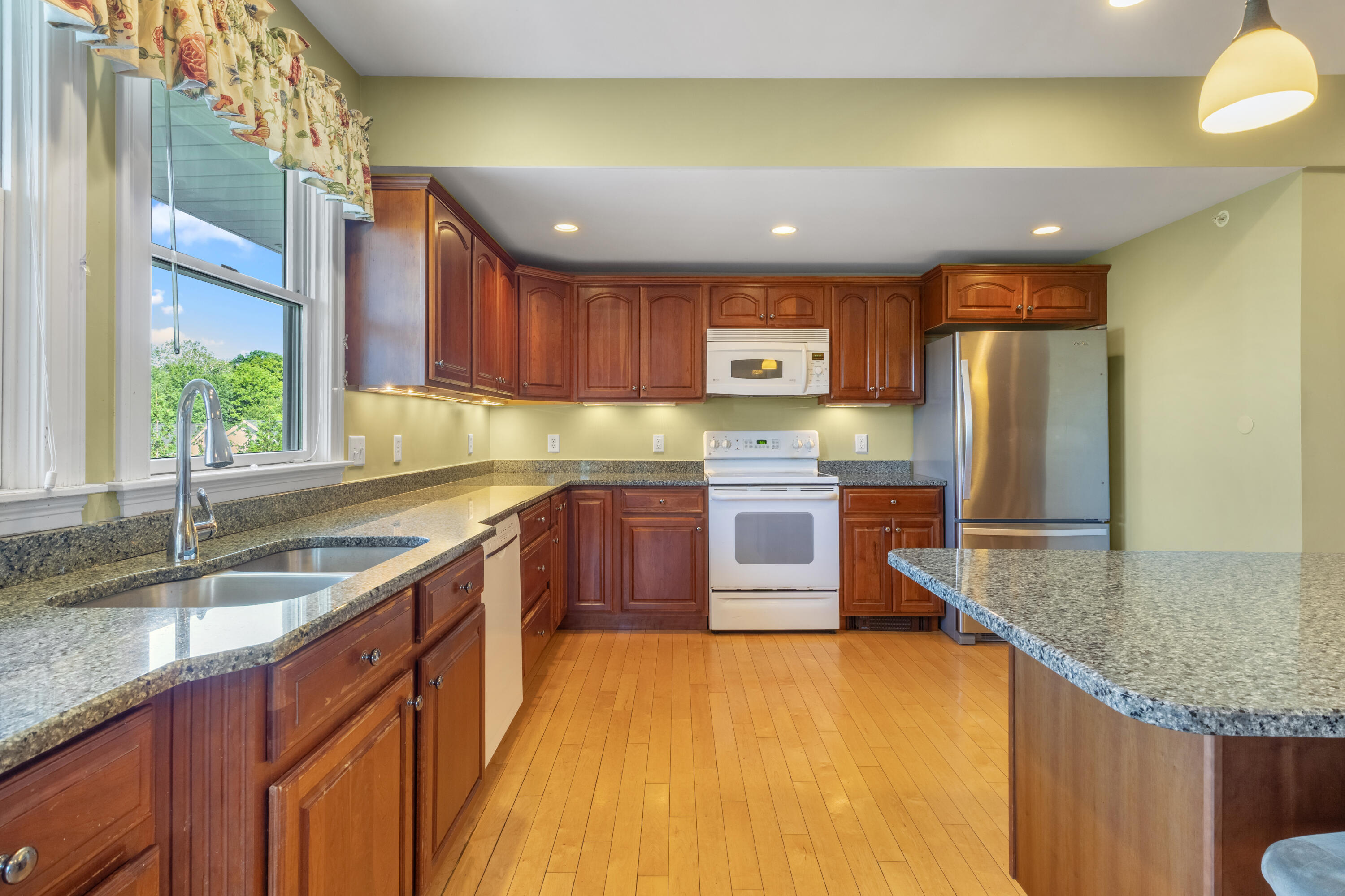 164 Main Street Gorham, ME 04038 - Photo 19 of 83 Main Kitchen