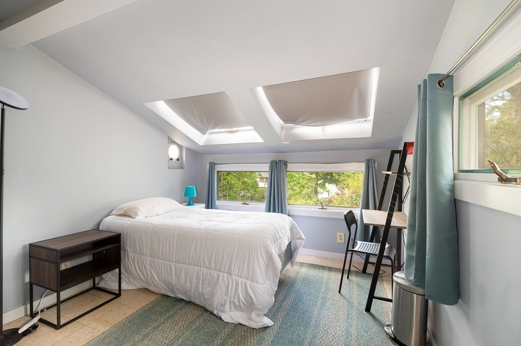 7 Lighthouse Way Gloucester, MA 01930 - Photo 21 of 25