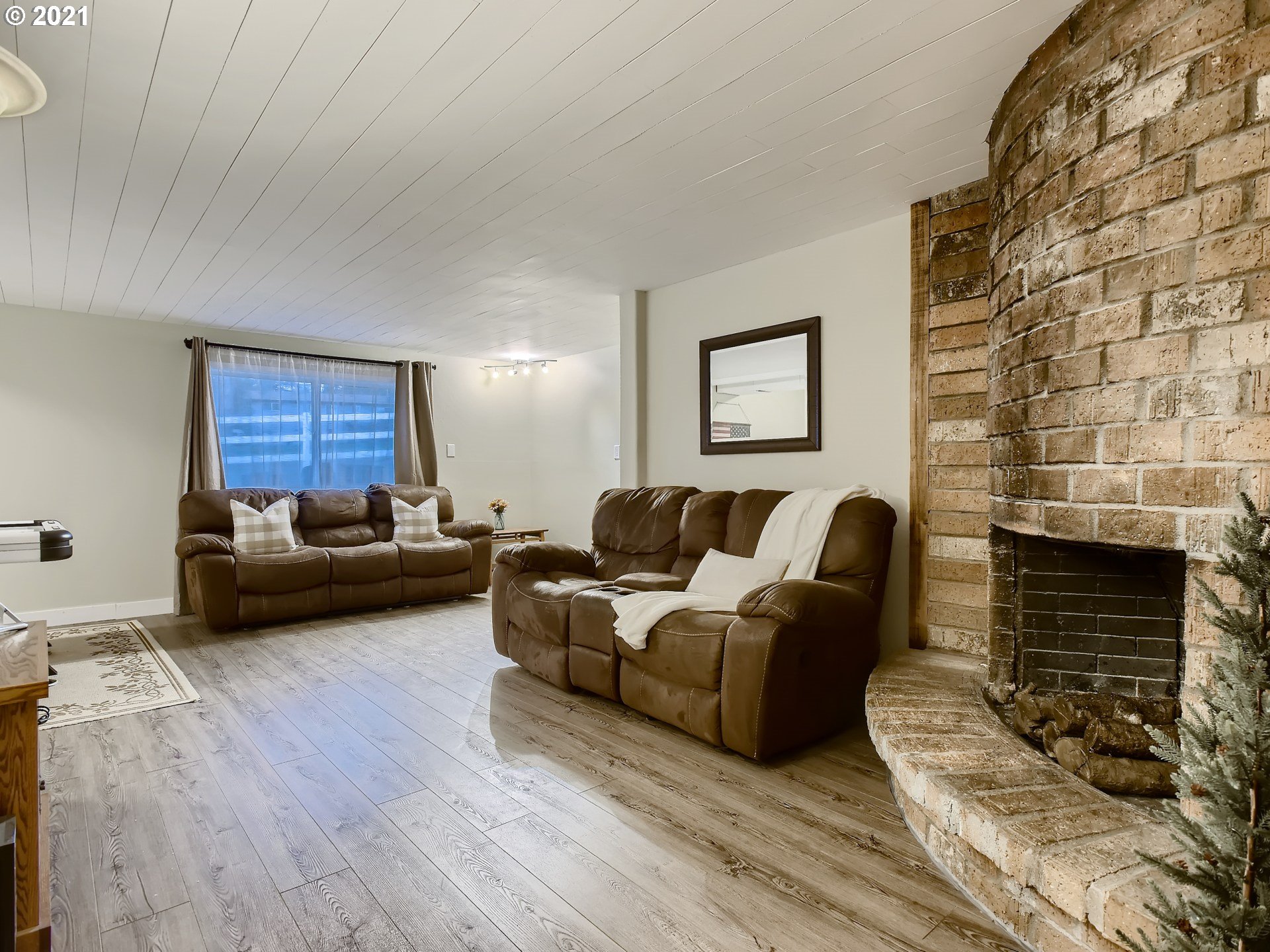 15731 South Loder Road Oregon City, OR 97045 - Photo 16 of 28 Gallery Image 16
