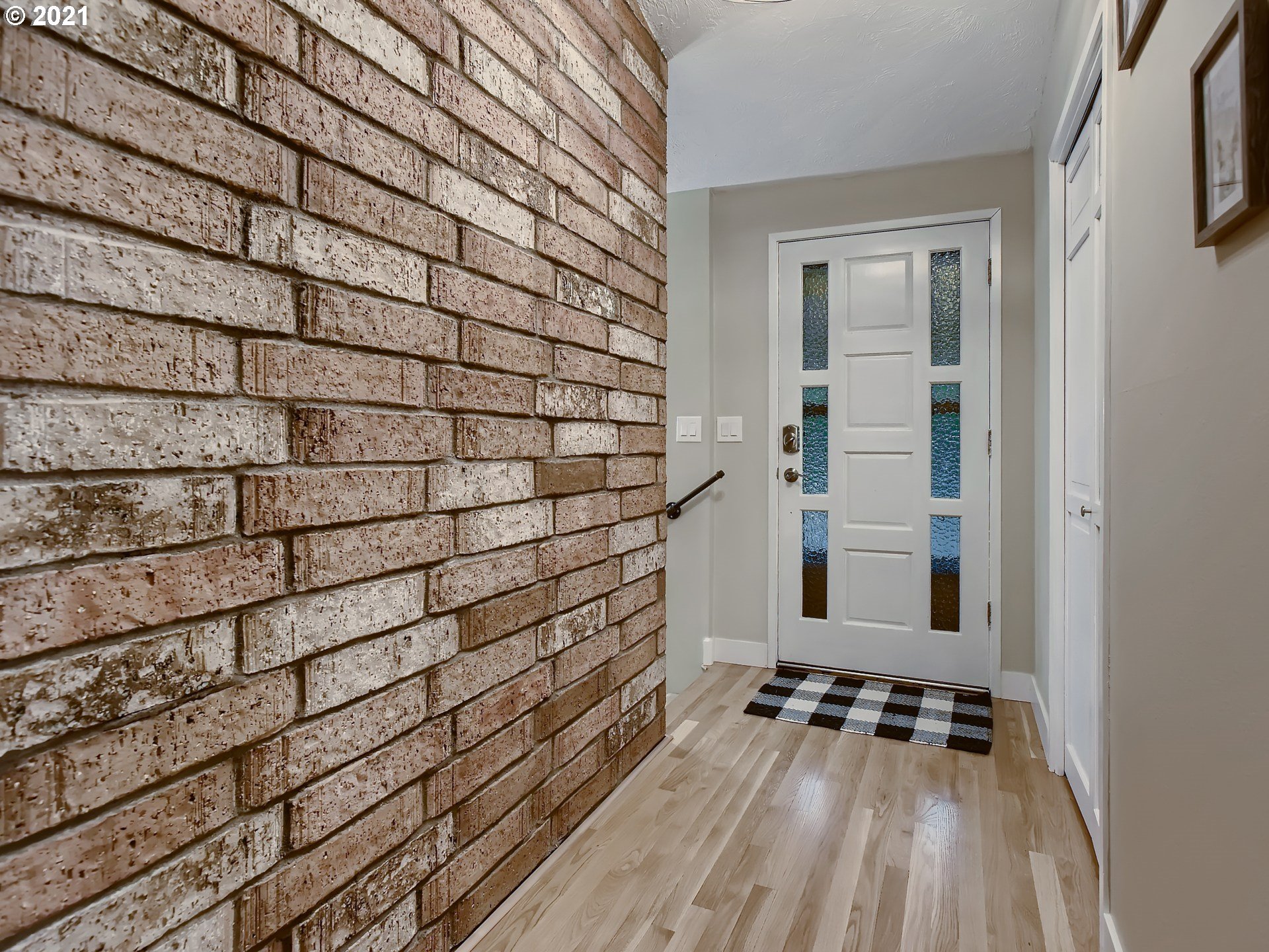 15731 South Loder Road Oregon City, OR 97045 - Photo 3 of 28 Gallery Image 3