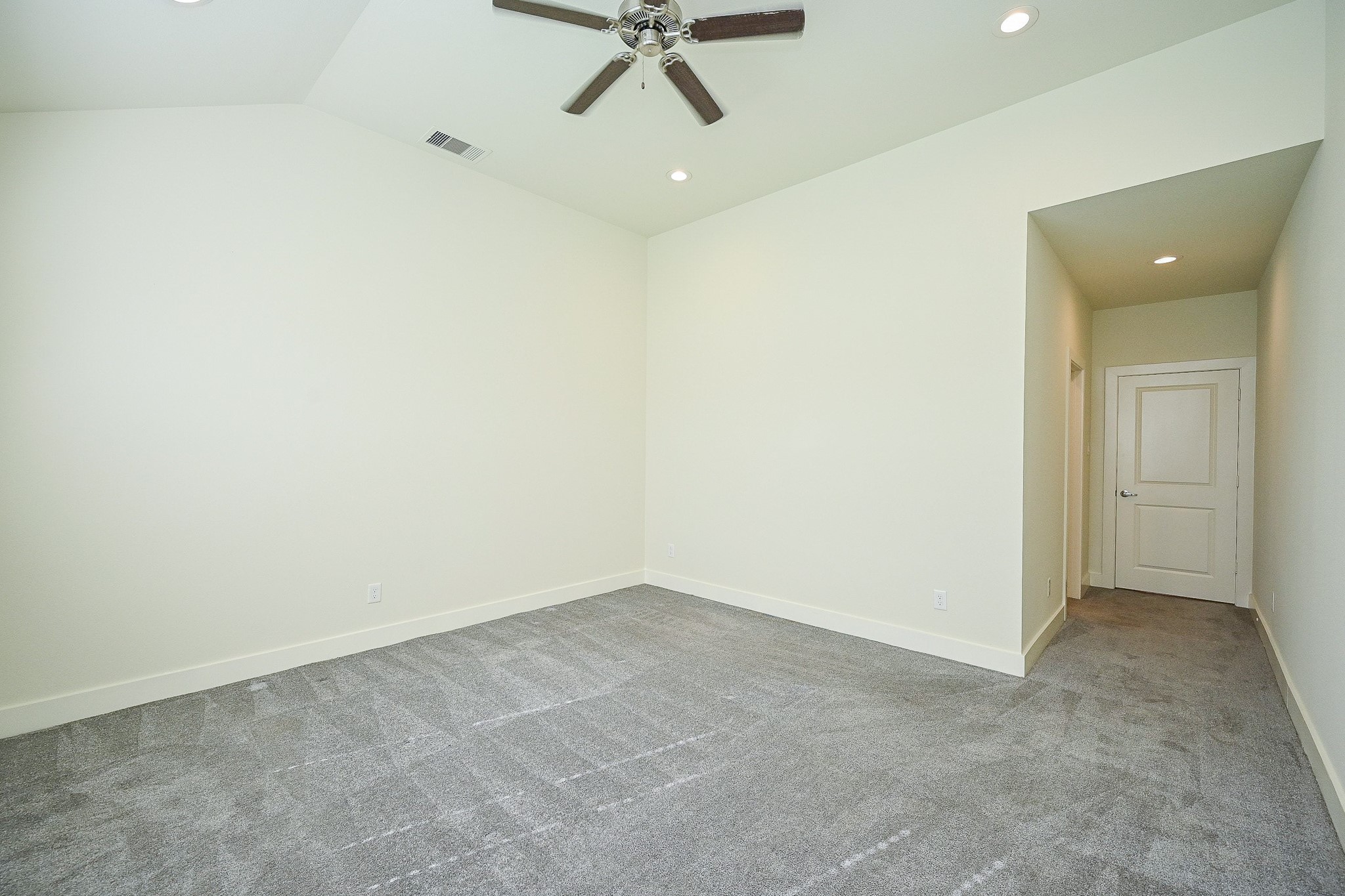 1106 Fuschia Road Houston, TX 77055 - Photo 12 of 33