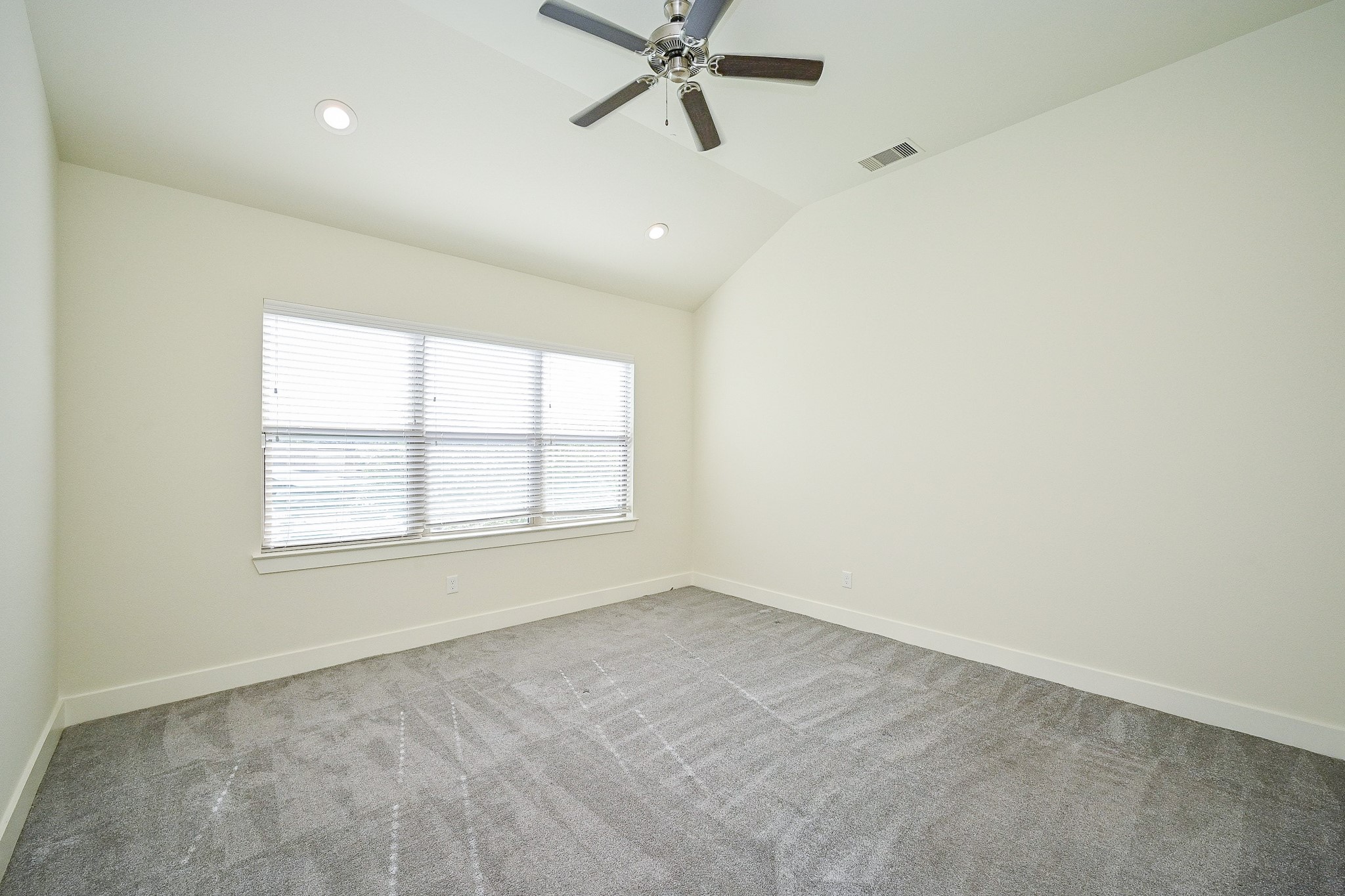 1106 Fuschia Road Houston, TX 77055 - Photo 13 of 33