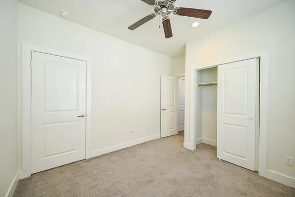 $2,850 | 1106 Fuschia Road, Houston, TX 77055