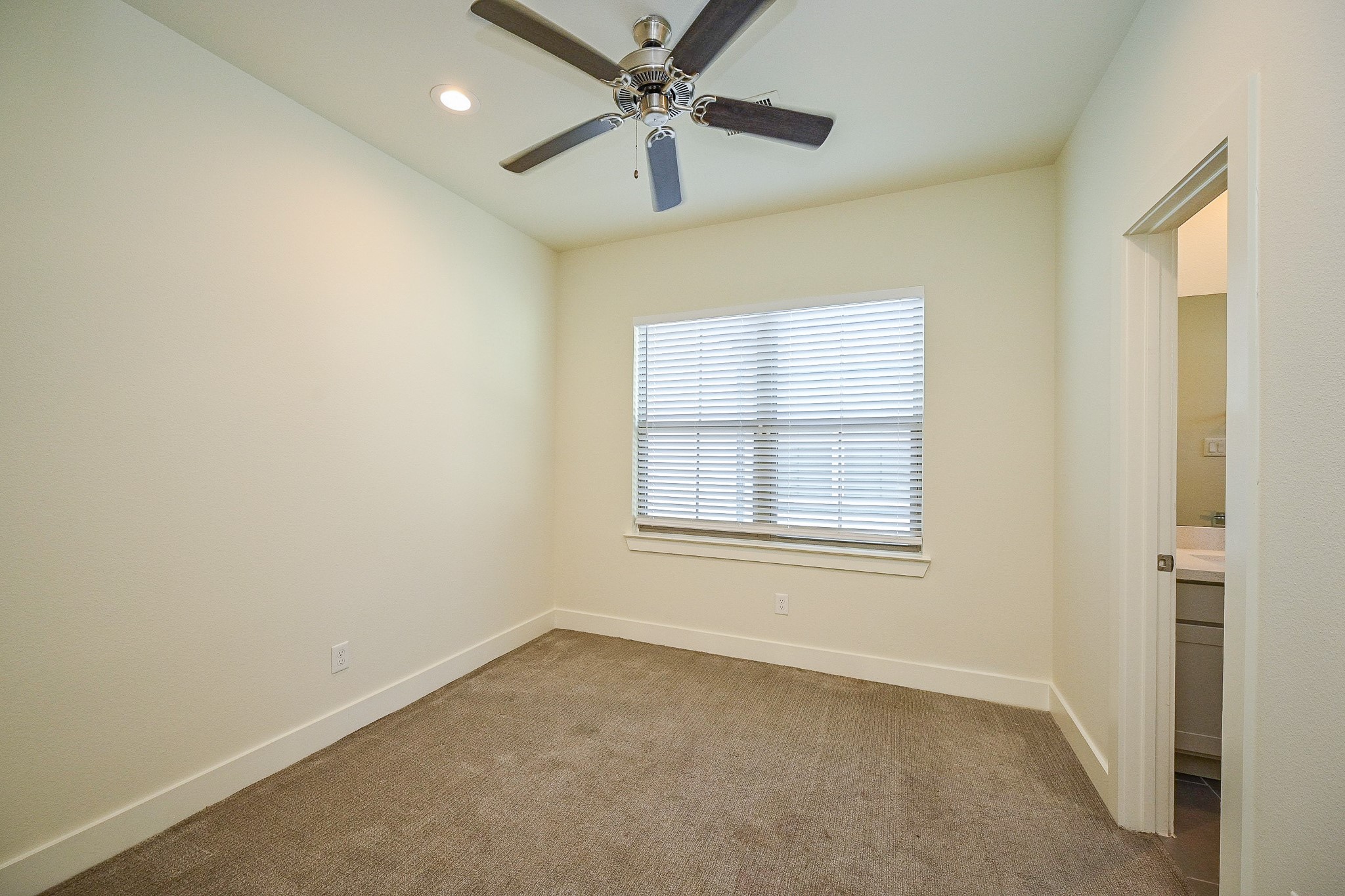 1106 Fuschia Road Houston, TX 77055 - Photo 22 of 33