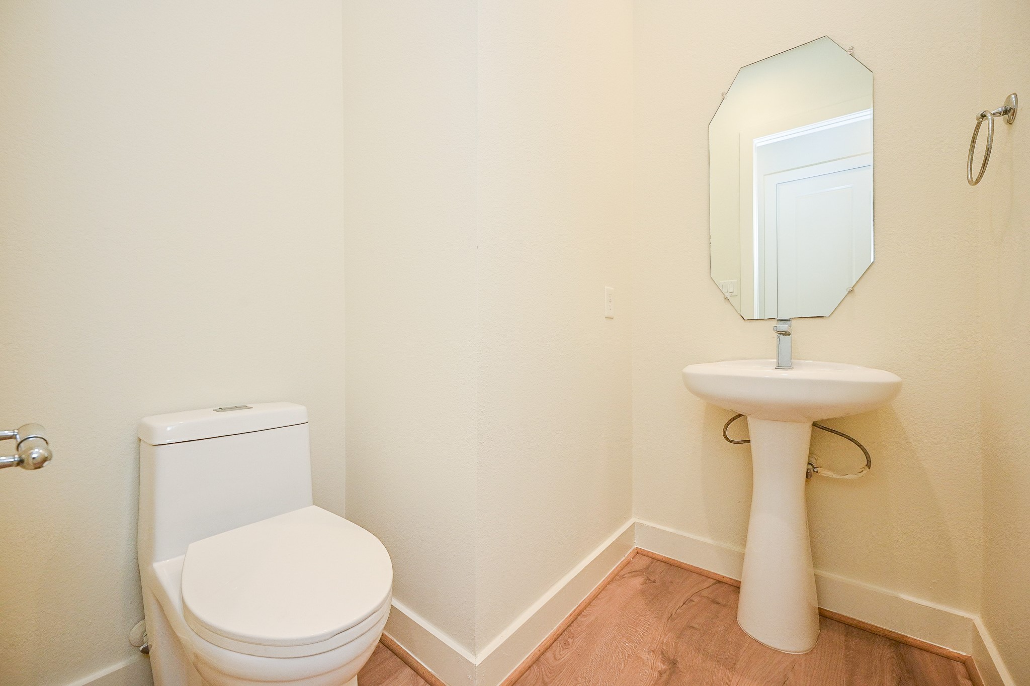 1106 Fuschia Road Houston, TX 77055 - Photo 26 of 33