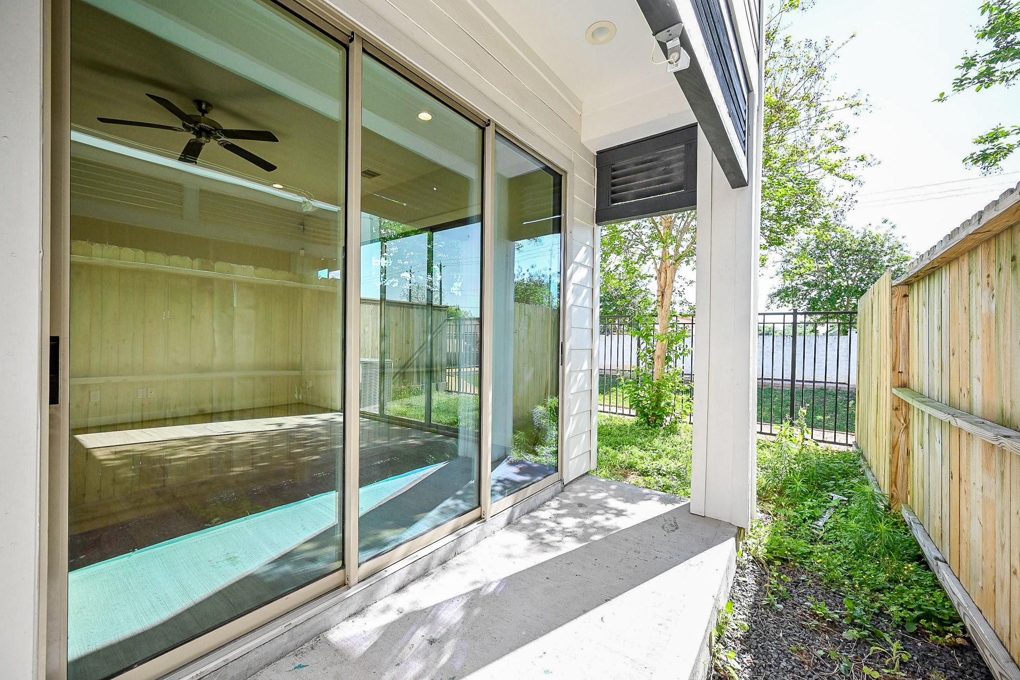 1106 Fuschia Road Houston, TX 77055 - Photo 30 of 33