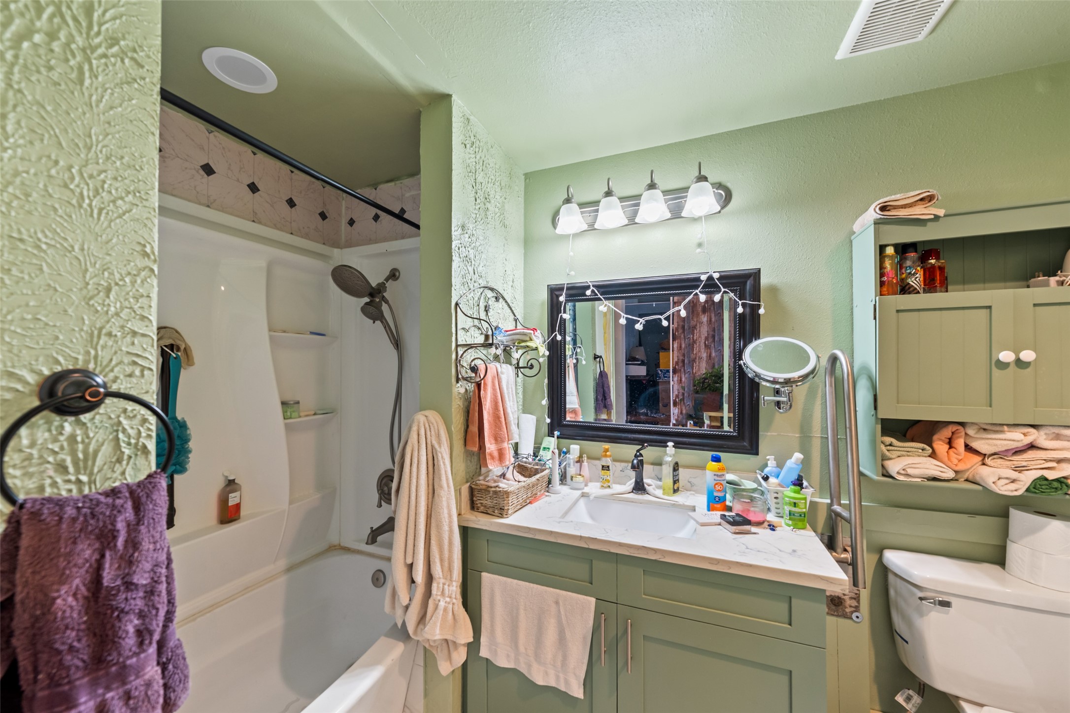 2319 Creekleaf Road Houston, TX 77068 - Photo 13 of 29 Gallery Image 13
