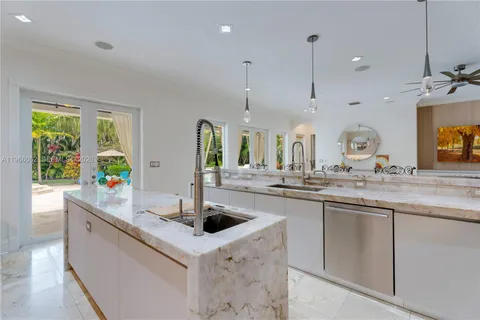 $5,200,000 | 6235 Rolling Rd Drive, Pinecrest, FL 33156
