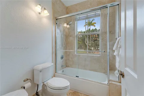 $5,200,000 | 6235 Rolling Rd Drive, Pinecrest, FL 33156