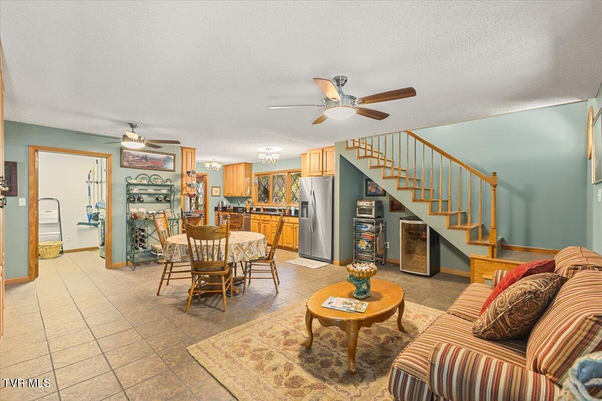112 Spruce Street Greeneville, TN 37745 - Photo 34 of 102 047-128A8572