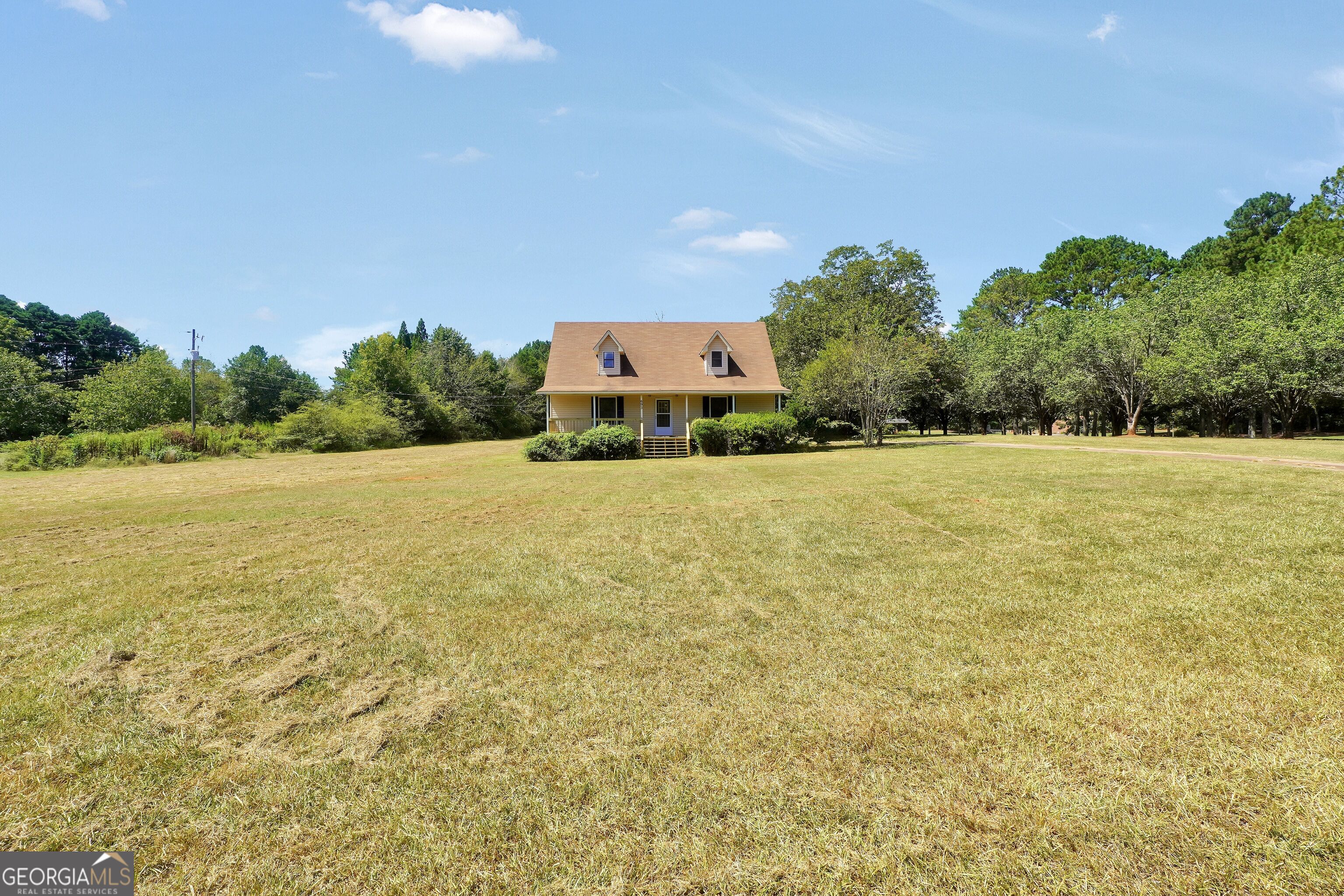 693 Patton Road Griffin, GA 30224 - Photo 5 of 32 Gallery Image 5