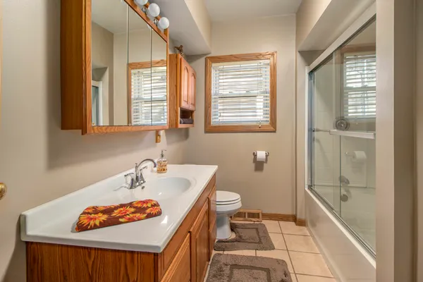 $309,900 | 2867 Edgewood Street, Portage, IN 46368