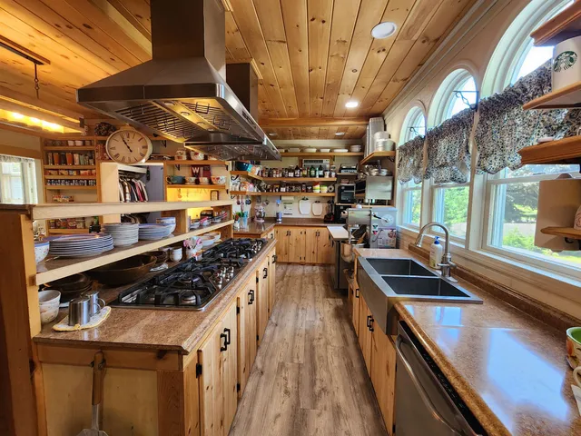 $1,600,000 | 265 Depot Street, Cavendish, VT 05153