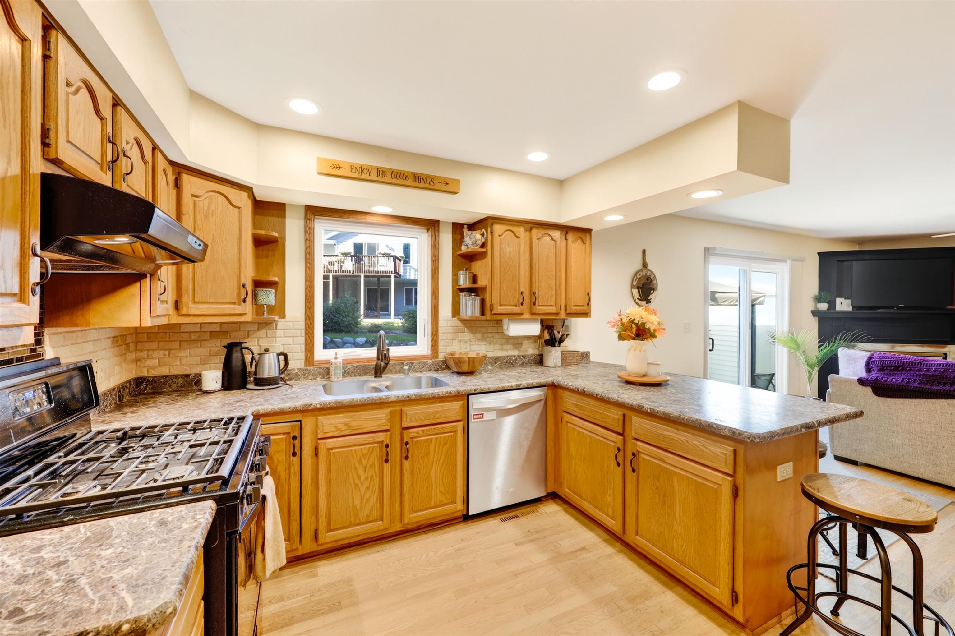 214 North High Point Road Madison, WI 53717 - Photo 15 of 50 Gallery Image 15