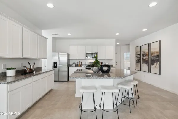 $389,990 | 1561 East Currier Dr., Casa Grande, AZ 85122