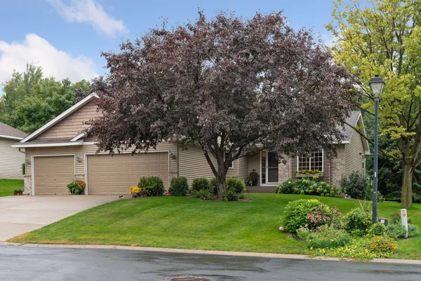$475,000 | 1124 Pond Curve, Waconia, MN 55387