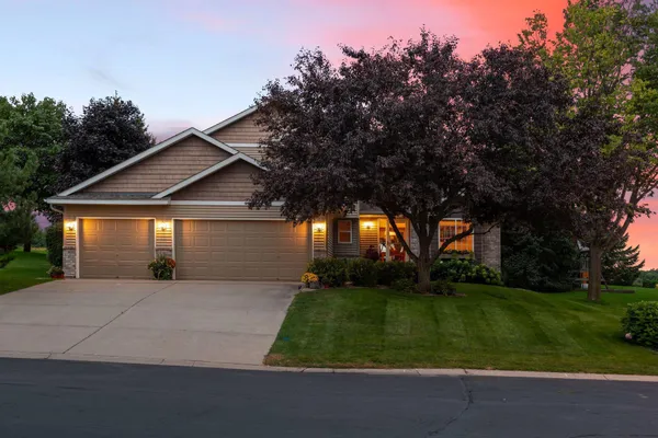 $475,000 | 1124 Pond Curve, Waconia, MN 55387