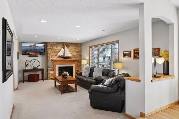 $475,000 | 1124 Pond Curve, Waconia, MN 55387