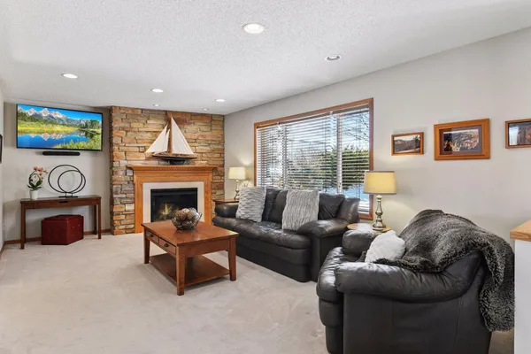 $475,000 | 1124 Pond Curve, Waconia, MN 55387