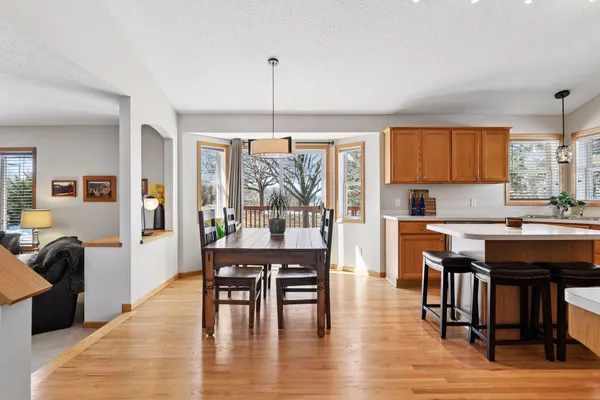 $475,000 | 1124 Pond Curve, Waconia, MN 55387