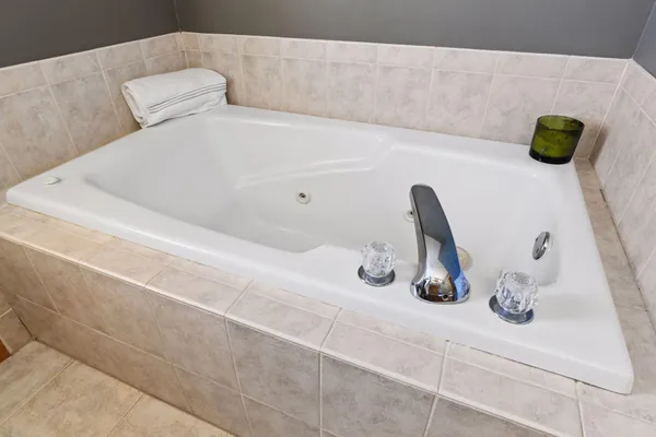 $475,000 | 1124 Pond Curve, Waconia, MN 55387