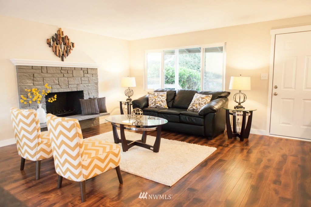 12731 Southeast 164th Street Renton, WA 98058 - Photo 14 of 25 Gallery Image 14