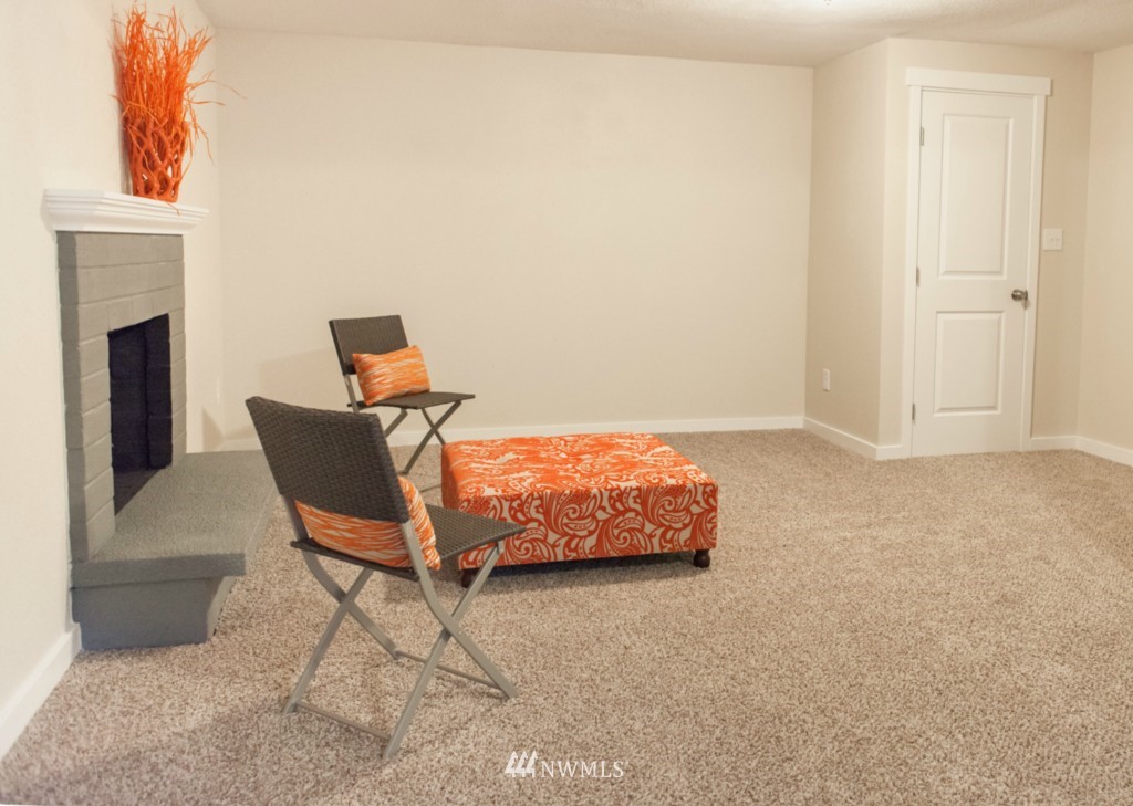 12731 Southeast 164th Street Renton, WA 98058 - Photo 18 of 25 Gallery Image 18