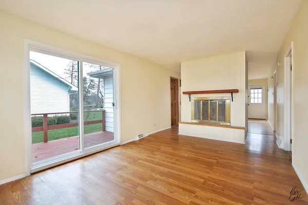 $1,500 | 39271 North Lake Avenue, Lake Villa, IL 60046