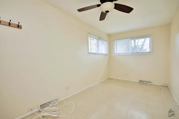 $1,500 | 39271 North Lake Avenue, Lake Villa, IL 60046