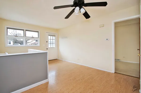 $1,500 | 39271 North Lake Avenue, Lake Villa, IL 60046