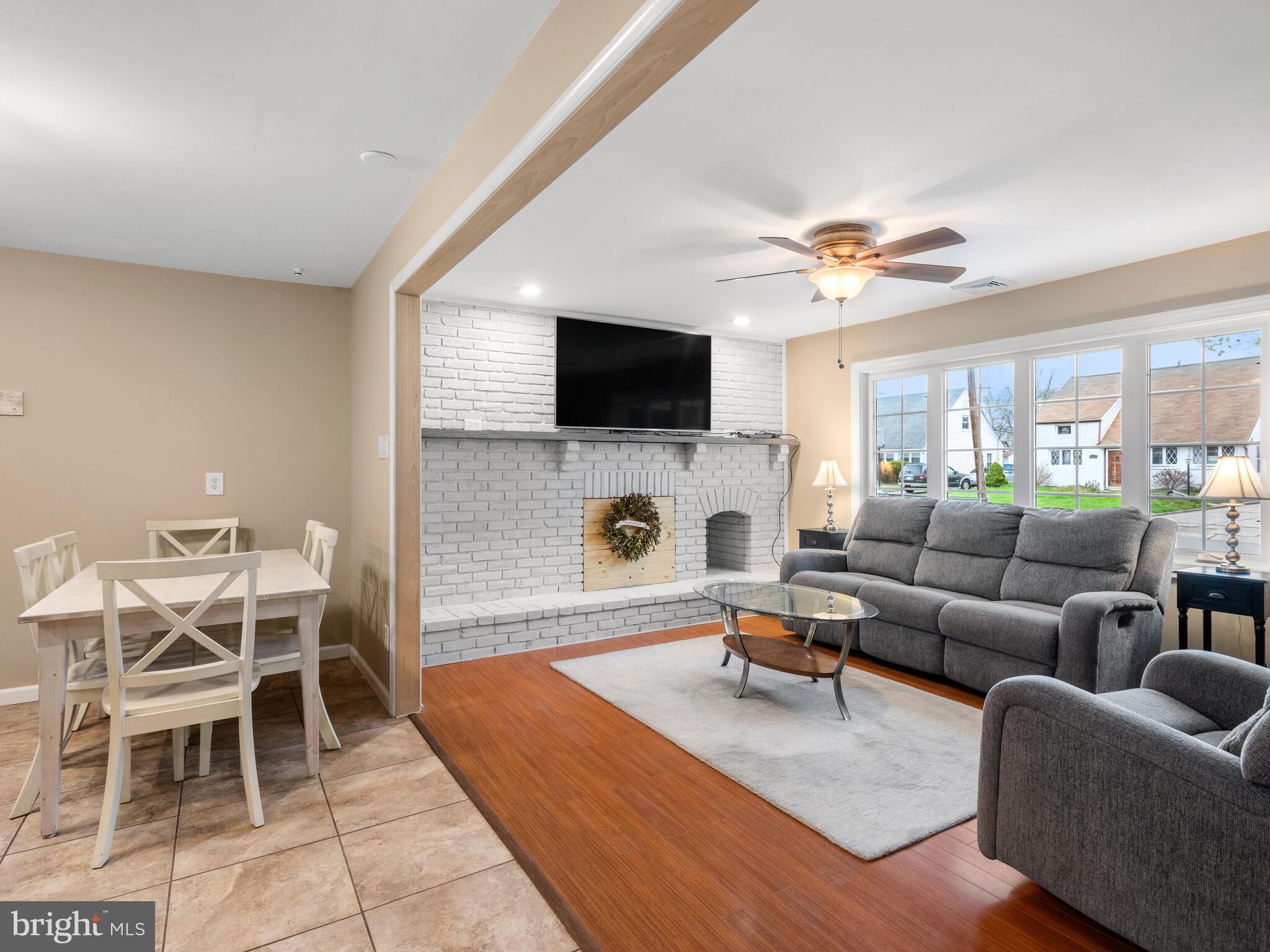 2631 Wood Road Secane, PA 19018 - Photo 16 of 32 Open floor plan