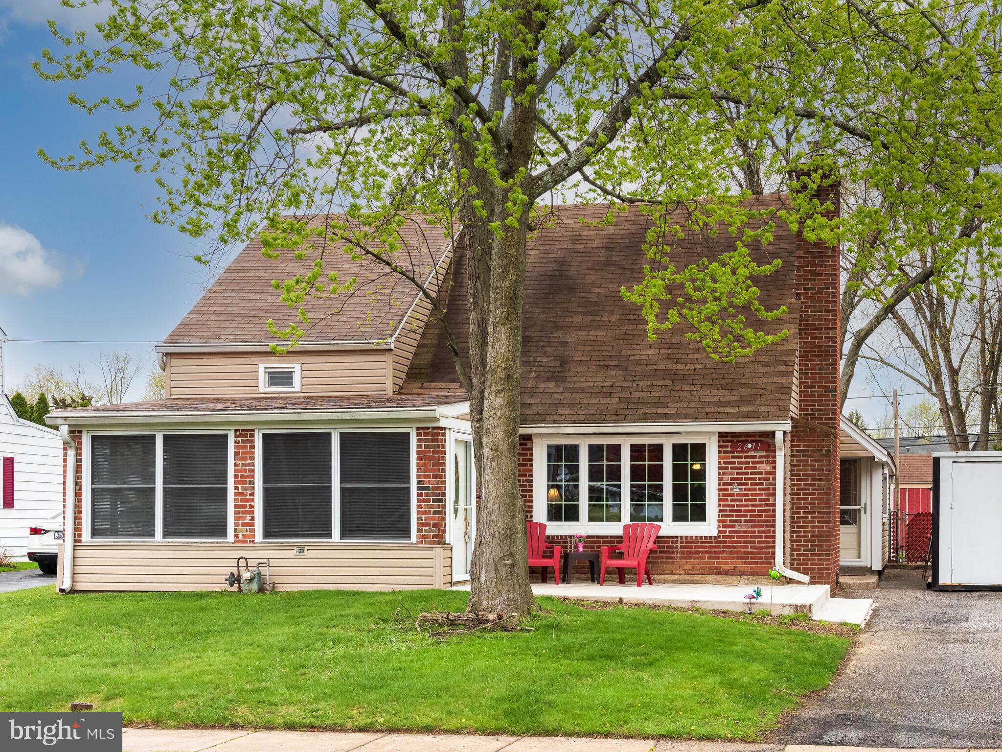 2631 Wood Road Secane, PA 19018 - Photo 3 of 32 Exterior Front