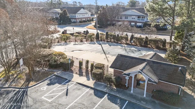 $190,000 | 2420 King Richard Court, Unit H, Greenville, NC 27858