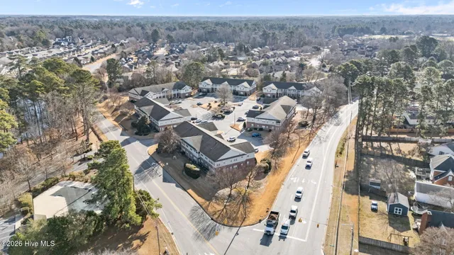 $190,000 | 2420 King Richard Court, Unit H, Greenville, NC 27858