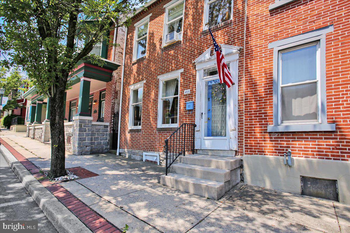 453 West Main Street Kutztown, PA 19530 - Photo 1 of 36 Gallery Image 1