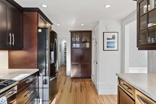 $1,100,000 | 18 Woodcrest Road, Cape Elizabeth, ME 04107