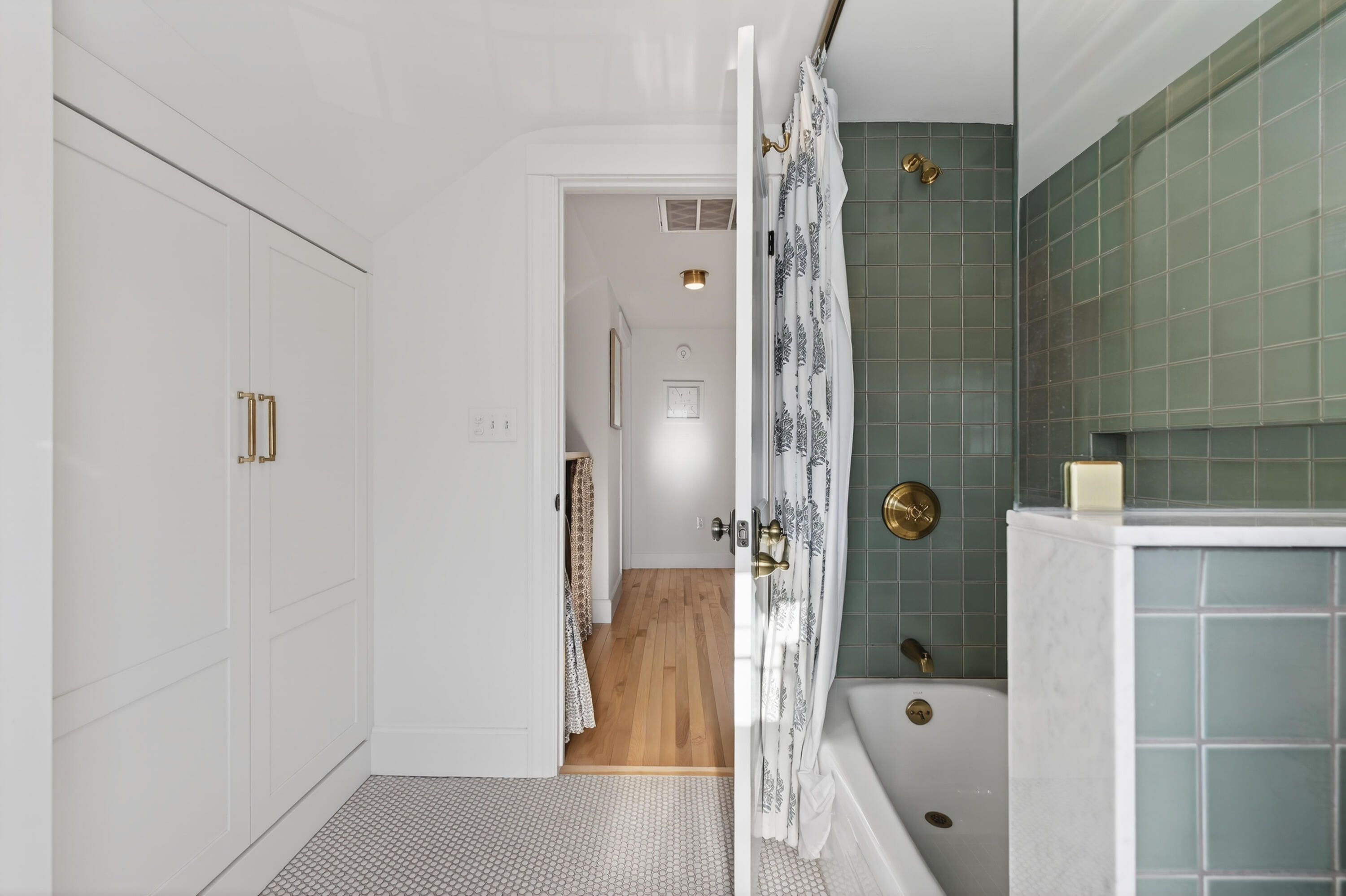 18 Woodcrest Road Cape Elizabeth, ME 04107 - Photo 35 of 37 151_18 Woodcrest Rd_MorneauStudios_print