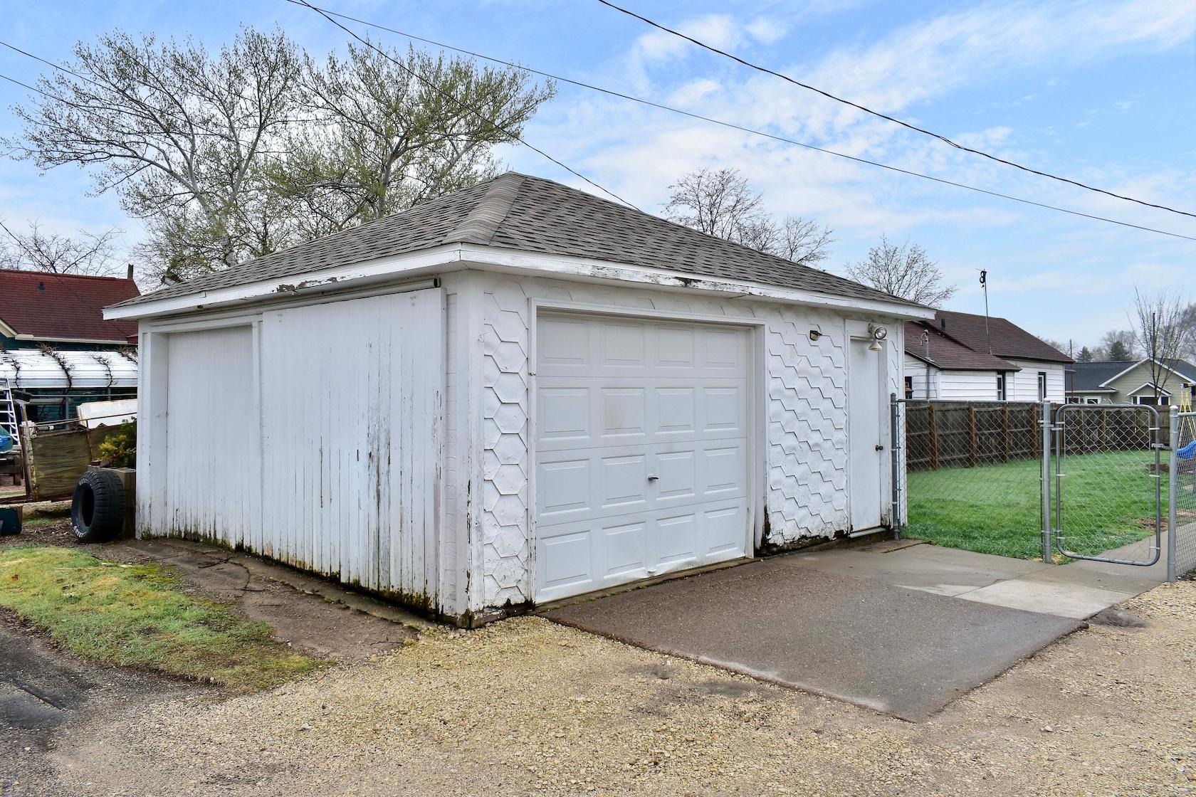 464 East Howard Street Winona, MN 55987 - Photo 27 of 28
