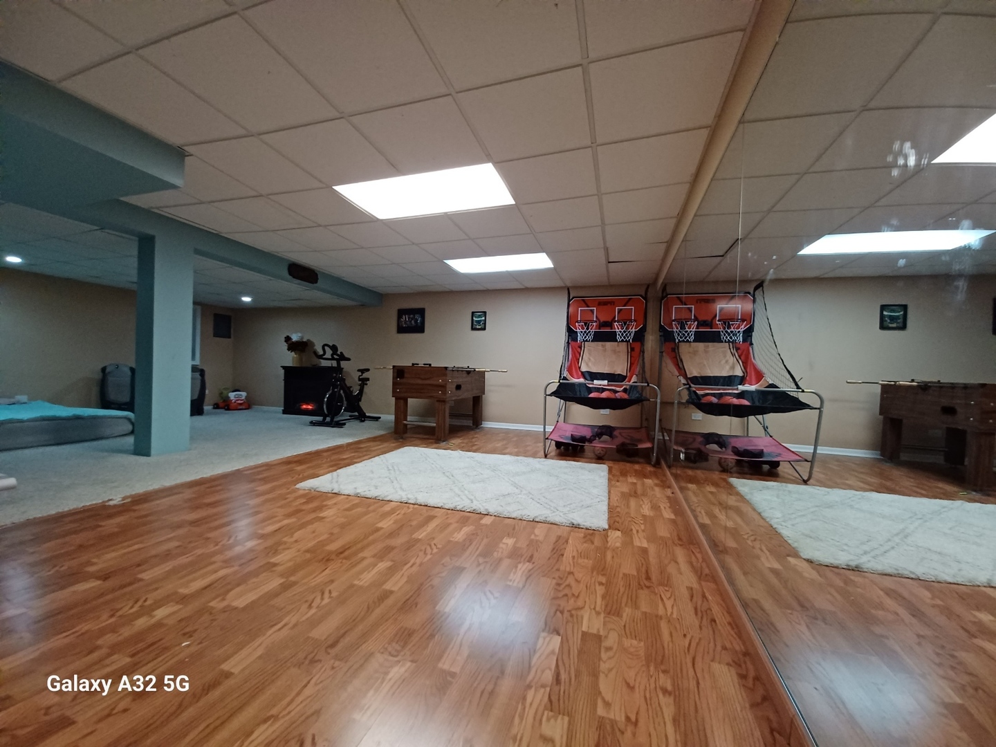 90 Decker Drive Cary, IL 60013 - Photo 12 of 12 a view of a room with gym equipment