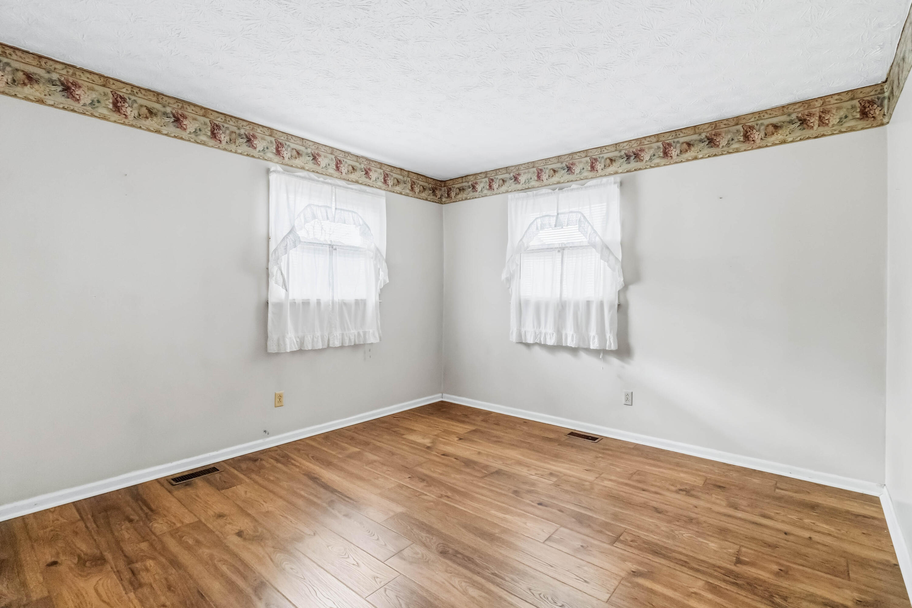 3608 Millersburg Ruddles Mill Road Paris, KY 40361 - Photo 19 of 30 019