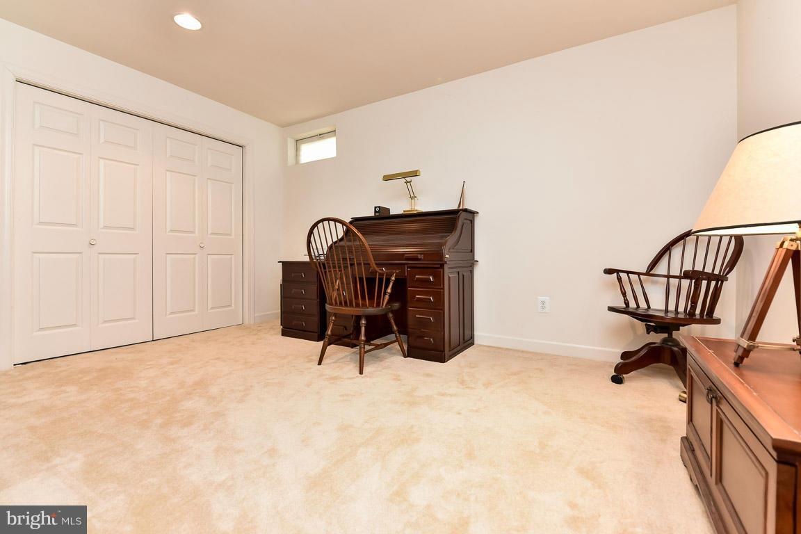 43339 Ritter Lane Chantilly, VA 20152 - Photo 29 of 30 Basement Den