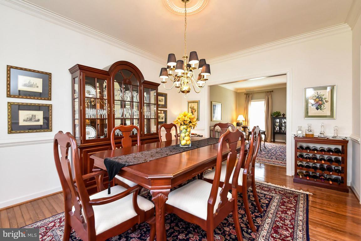 43339 Ritter Lane Chantilly, VA 20152 - Photo 9 of 30 Dining Room