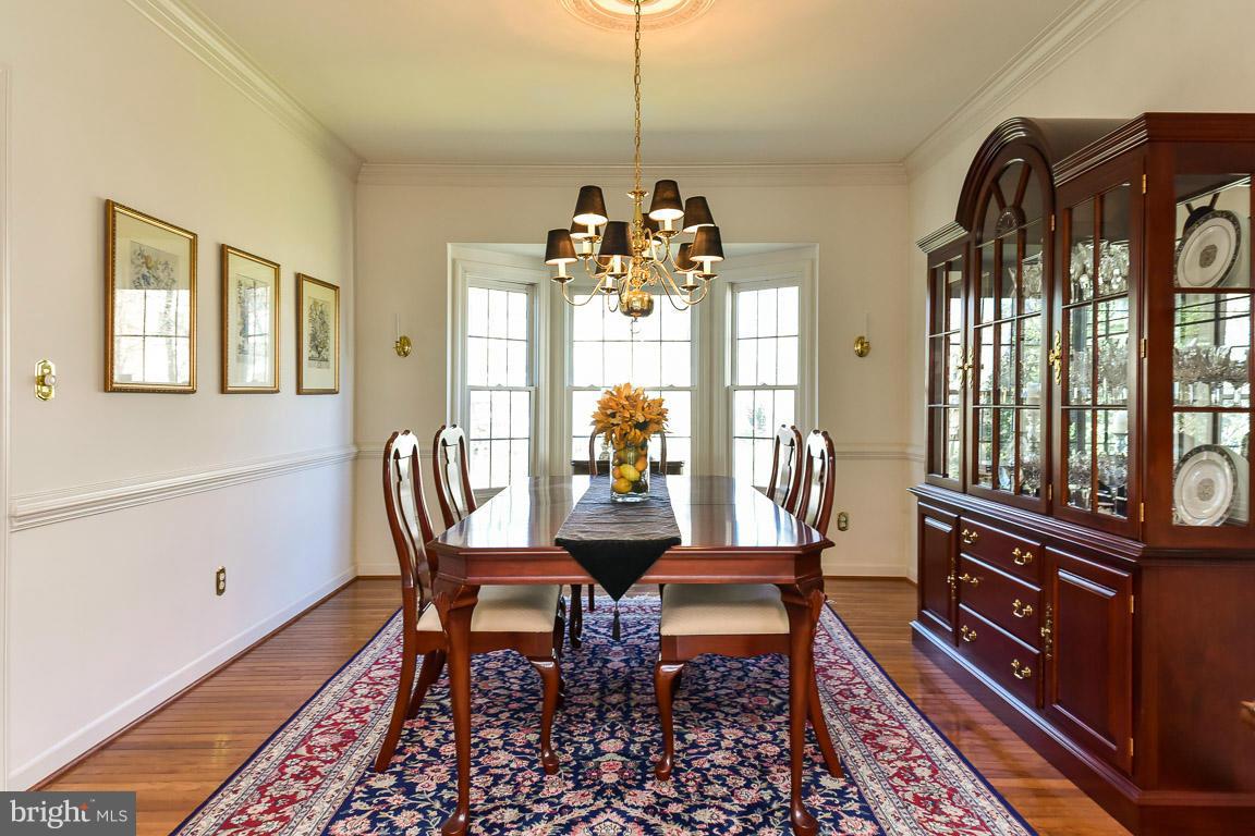 43339 Ritter Lane Chantilly, VA 20152 - Photo 10 of 30 Dining Room
