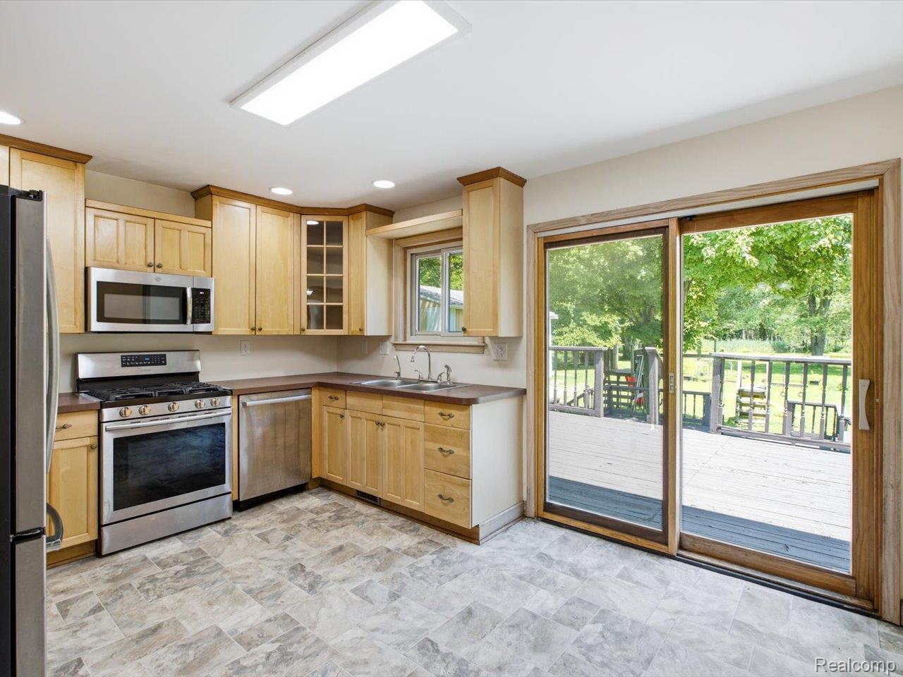2861 Church Road Columbus, MI 48063 - Photo 12 of 46 11-2861 Church Rd (11).jpg