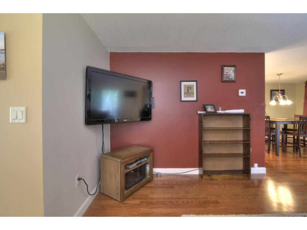 9 Indian Rock Road, Unit 9 Merrimack, NH 03054 - Photo 14 of 24 Gallery Image 14